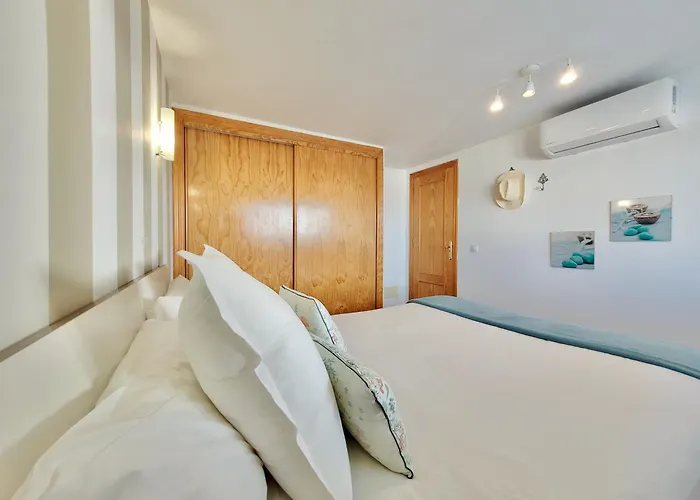 Attic 10 By Grupo Compostelana *