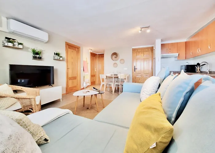 Attic 10 By Grupo Compostelana דירה